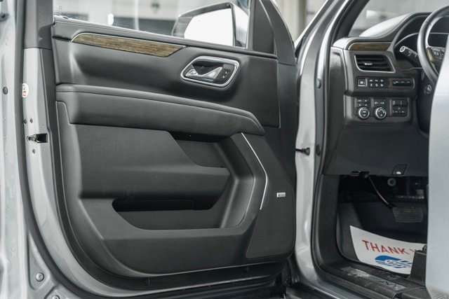 Used 2024 Chevrolet Tahoe High Country image 44