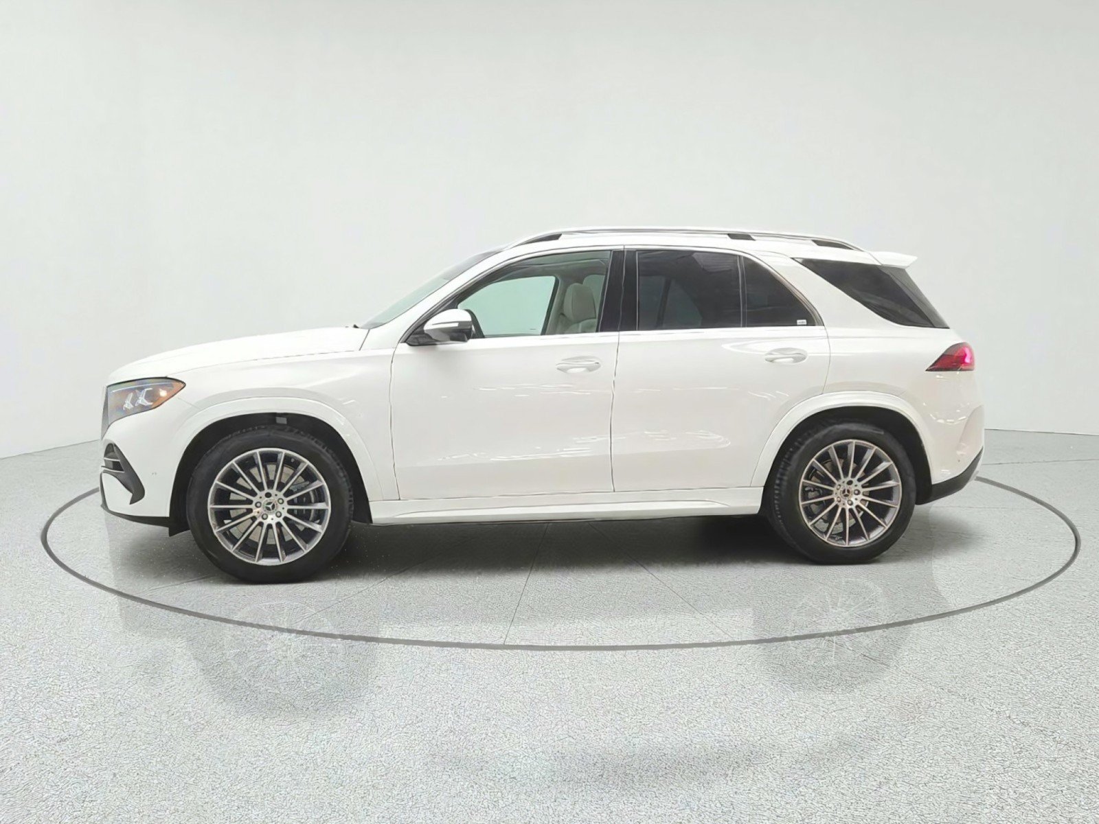 New 2027 Mercedes-Benz GLE 450 4MATIC image 8