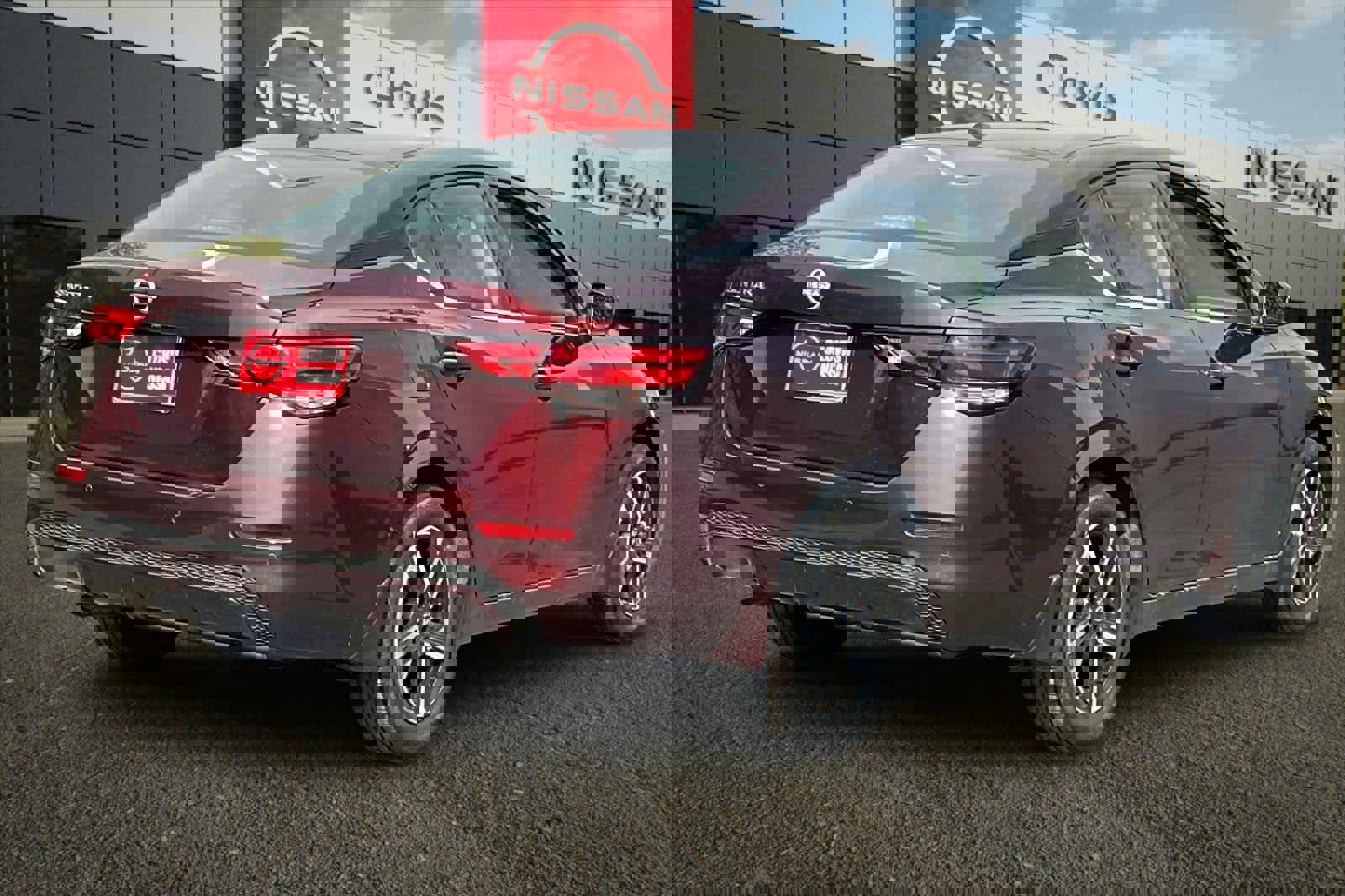 New 2025 Nissan Sentra SV image 3