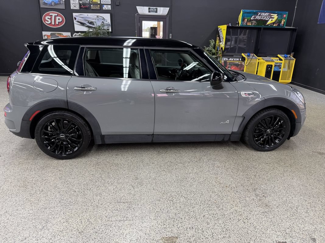 Used 2021 MINI Cooper Clubman S w/ Signature Upholstery Package AWD/4WD image 6