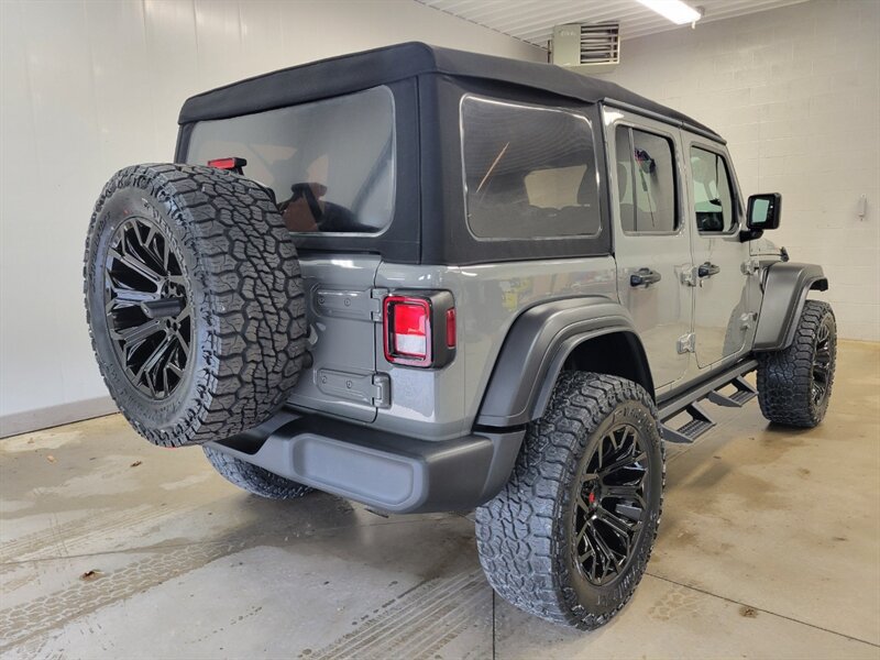 Used 2022 Jeep Wrangler Unlimited Sport AWD/4WD image 10