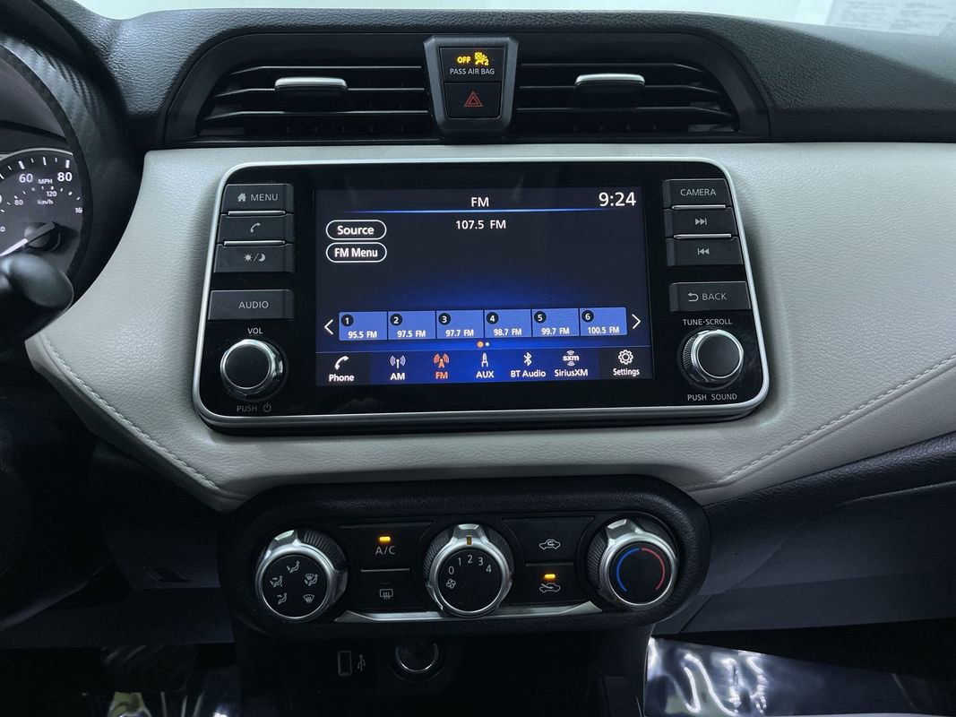 Used 2021 Nissan Versa SV image 21