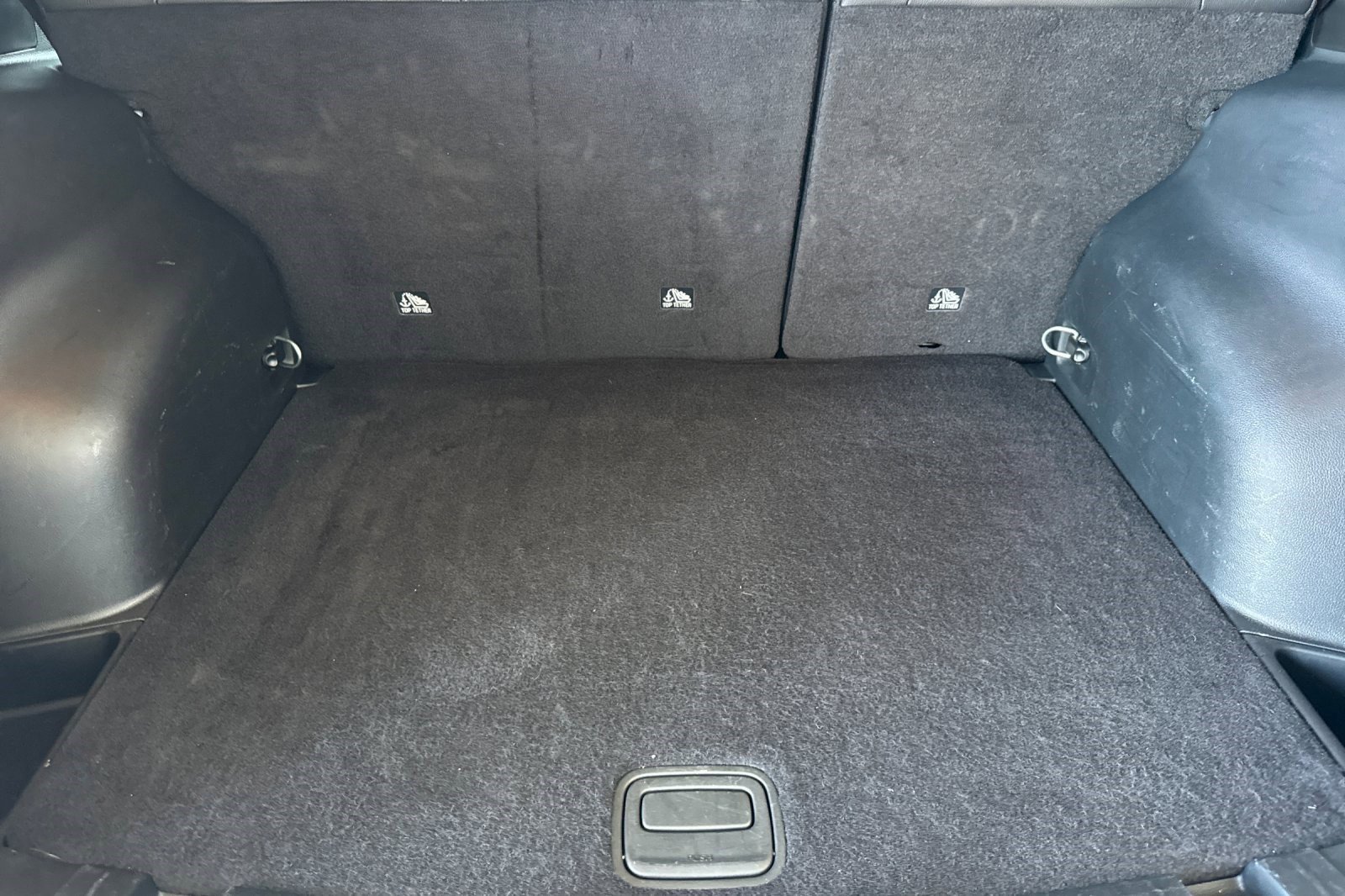 Used 2025 Jeep Compass Limited image 12