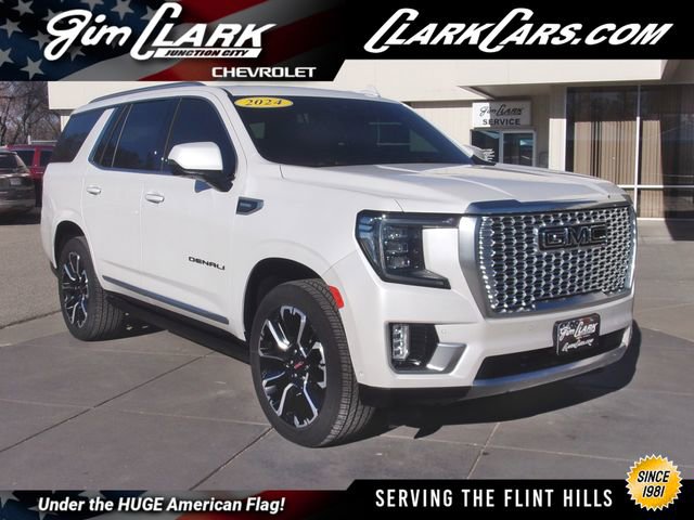 Used 2024 GMC Yukon Denali w/ Advanced Technology Package AWD/4WD image 1