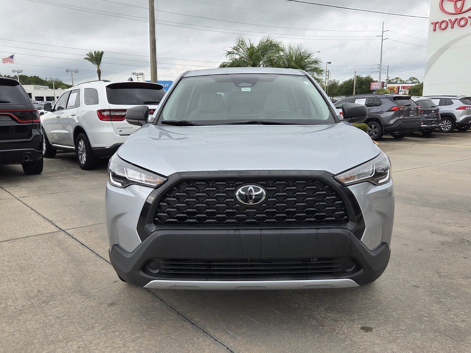 Certified 2023 Toyota Corolla Cross L FWD image 2