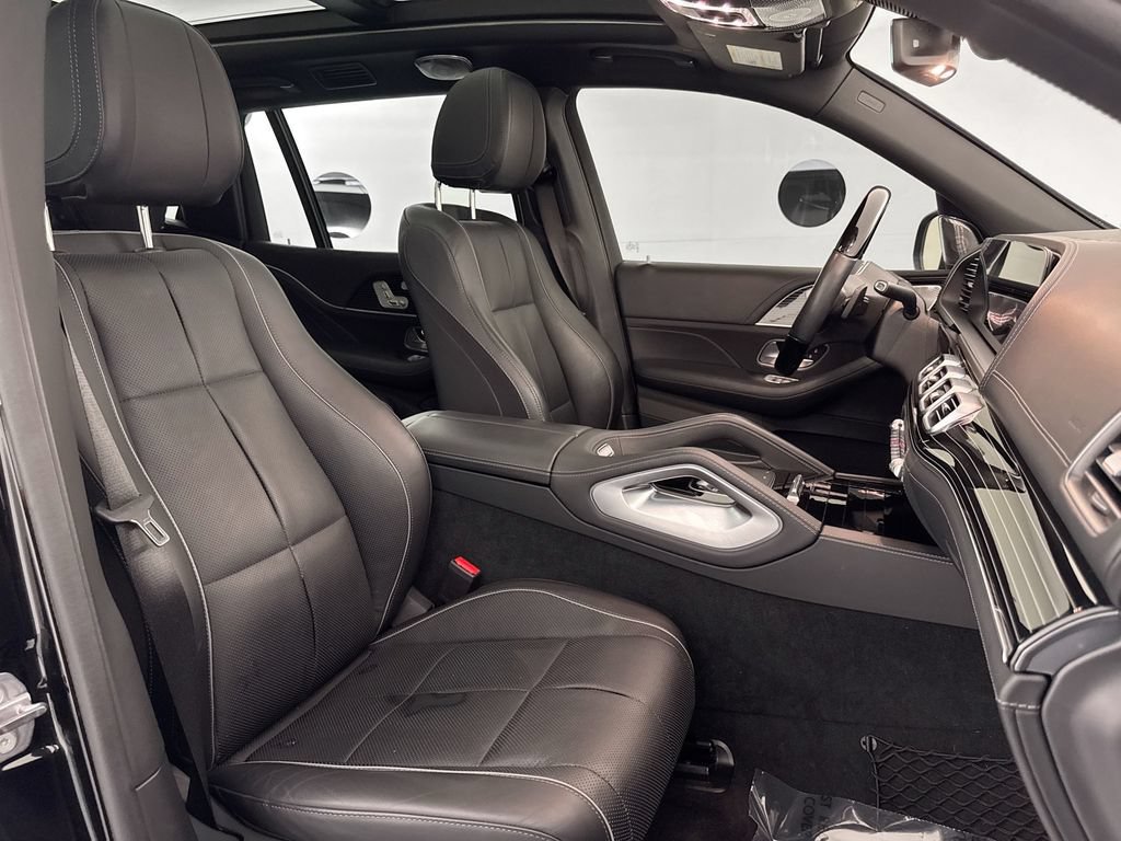 Used 2021 Mercedes-Benz Maybach GLS 600 4MATIC image 29