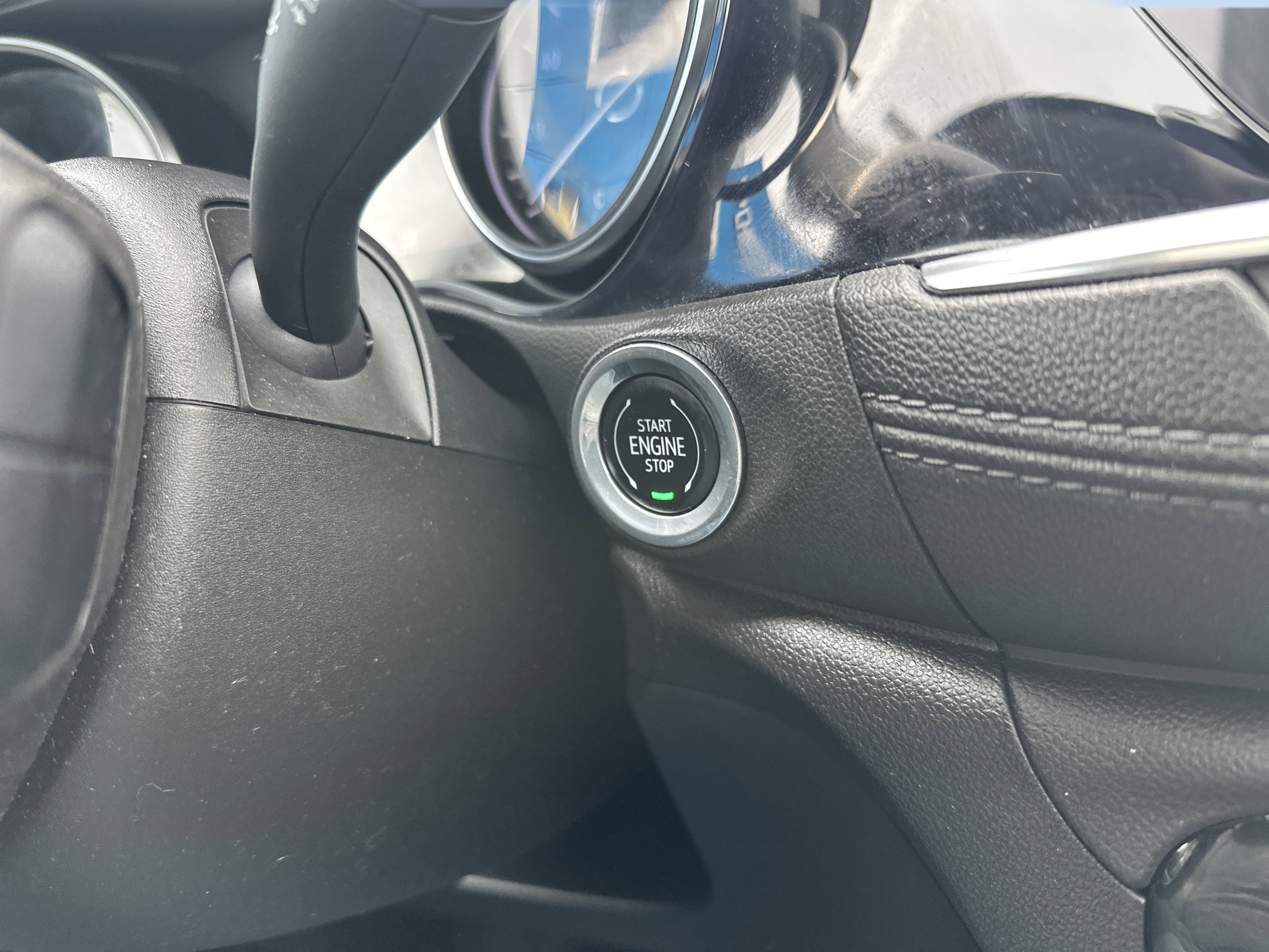 Certified 2023 Buick Encore GX Essence w/ Experience Buick Package AWD/4WD image 18