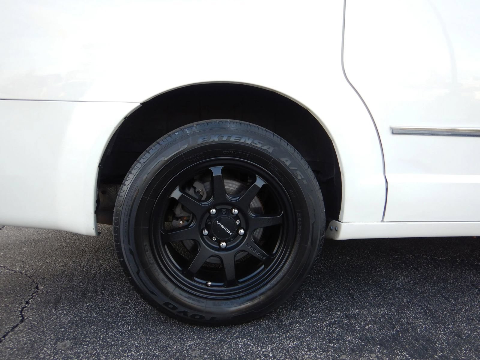 Used 2010 Dodge Grand Caravan SXT FWD image 27