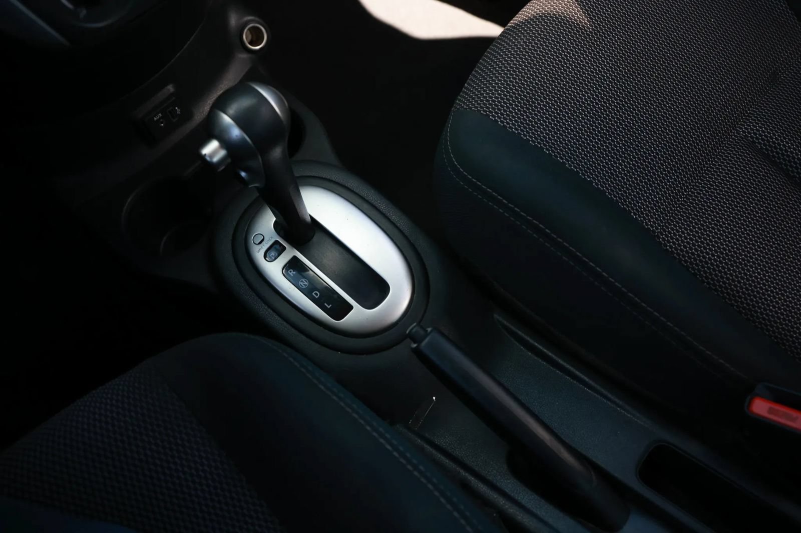 Used 2019 Nissan Versa SV FWD image 38