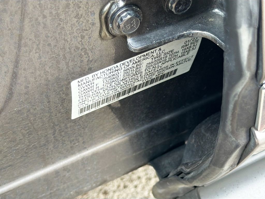 Used 2023 Acura MDX FWD image 43