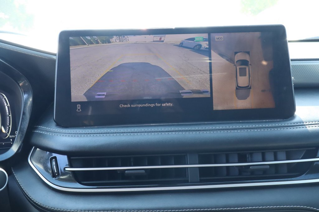 Used 2023 INFINITI QX60 Luxe w/ Cargo Package FWD image 23
