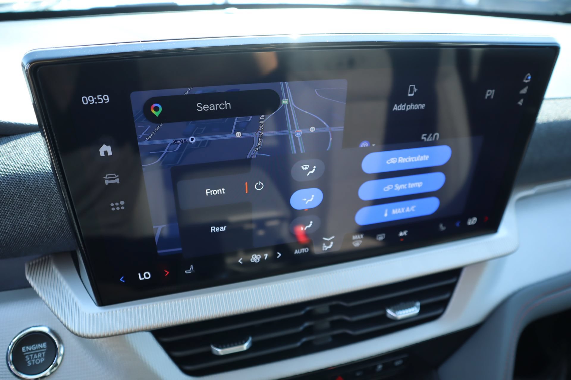 New 2026 Ford Explorer Active RWD image 7