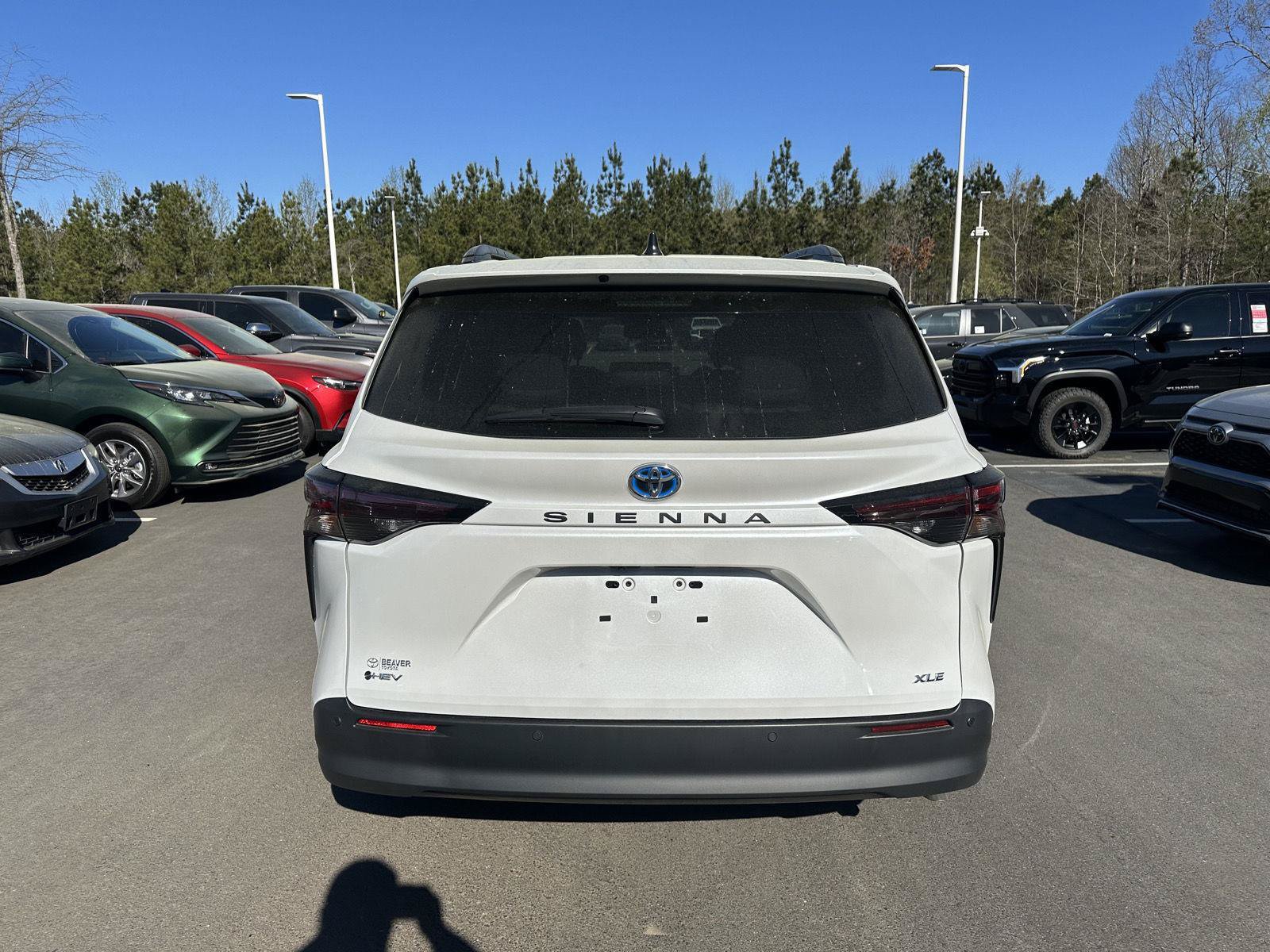 Used 2025 Toyota RAV4 XSE w/ Weather Package AWD/4WD image 96
