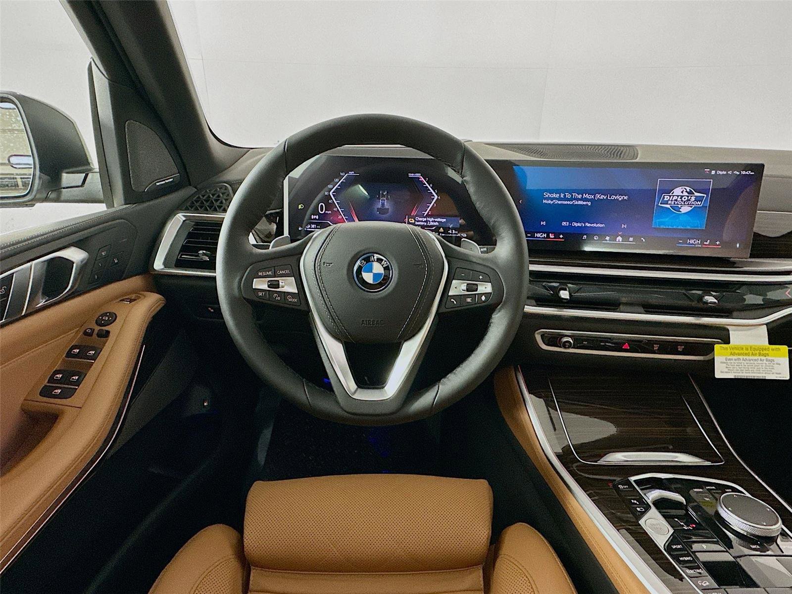 New 2026 BMW X5 xDrive50e w/ Climate Comfort Package image 11