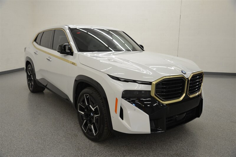 Used 2024 BMW XM AWD/4WD image 7