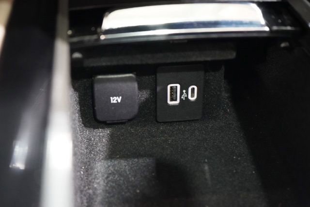Used 2022 Lincoln Corsair Reserve w/ Equipment Group 201A AWD/4WD image 30