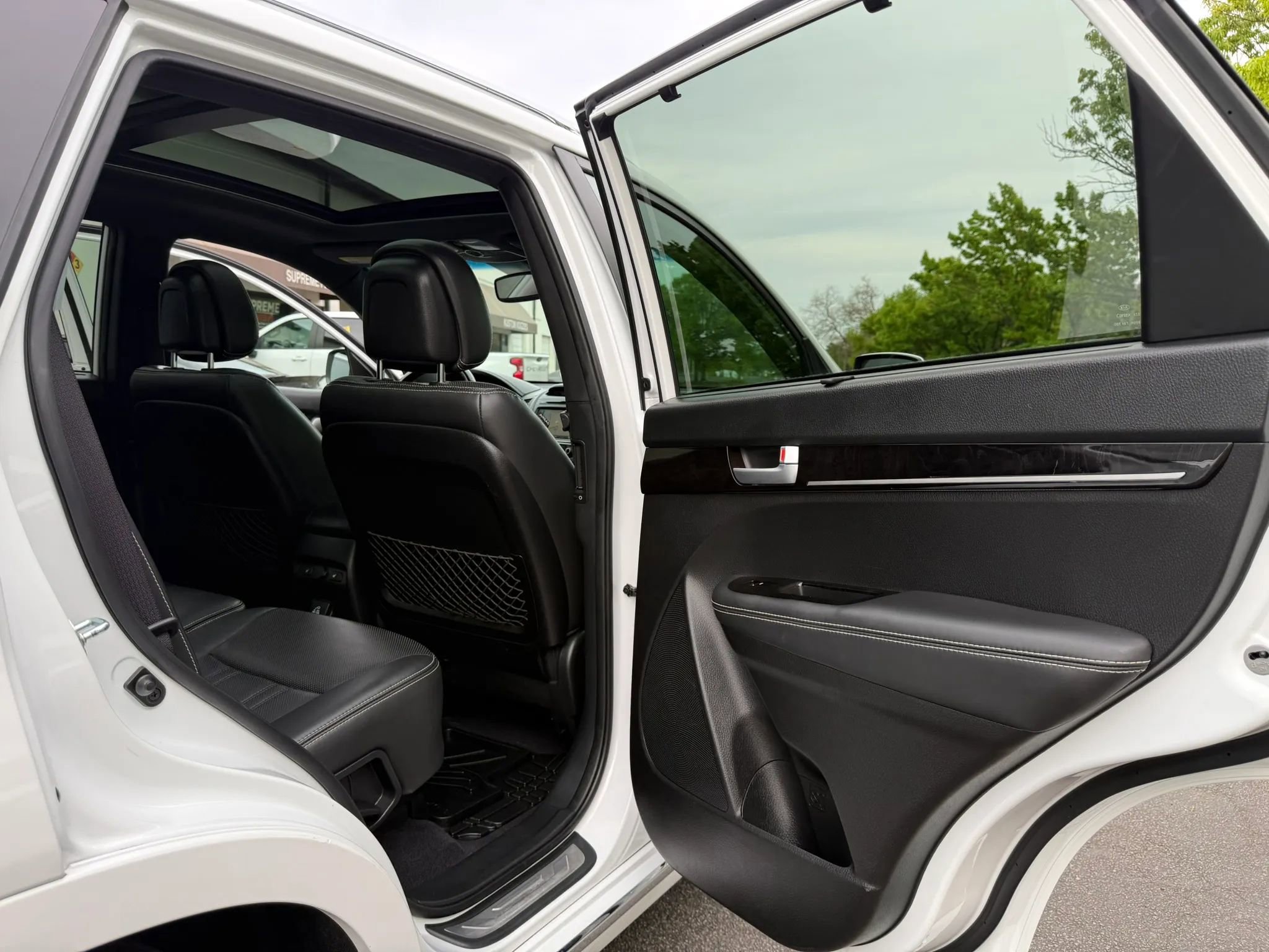 Used 2015 Kia Sorento SX image 64