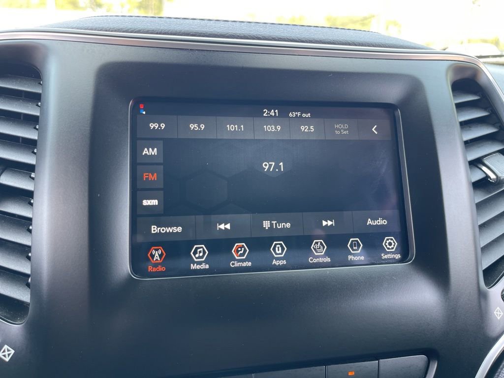 Used 2021 Jeep Cherokee Latitude Lux image 10