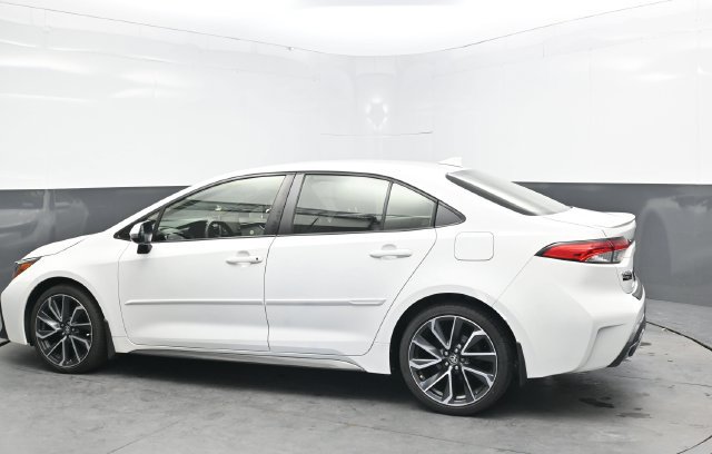 Used 2021 Toyota Corolla SE w/ Carpet Mat Package (TMS) FWD image 4