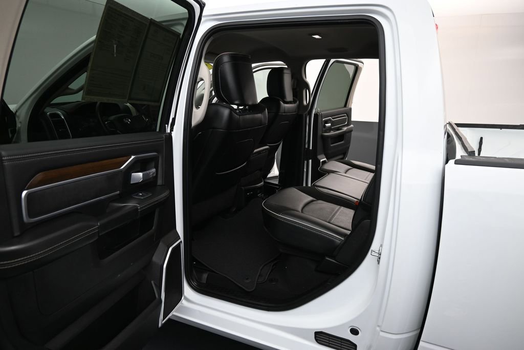 Used 2024 RAM 2500 Laramie AWD/4WD image 10