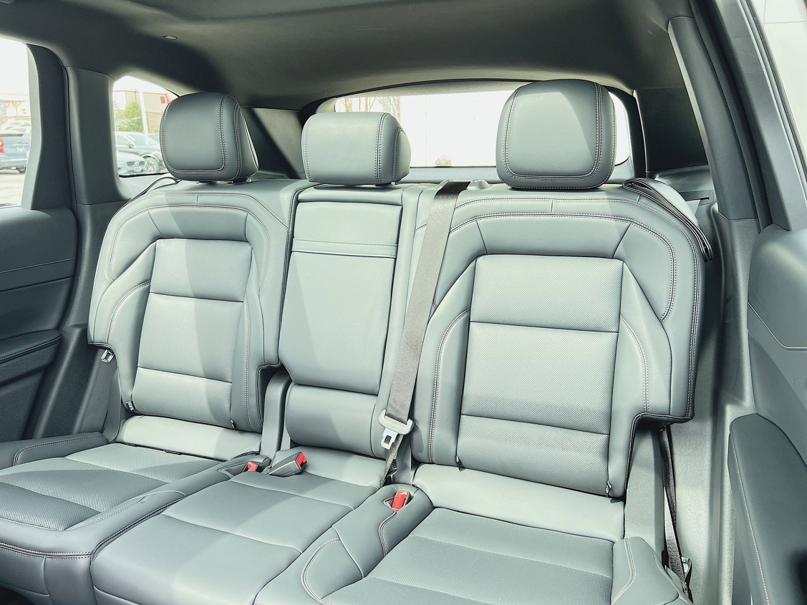Used 2024 Lincoln Nautilus Premier w/ Equipment Group 102A image 25