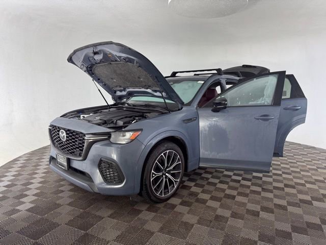 Certified 2025 MAZDA CX-70 3.3 Turbo S w/ Premium Package image 12