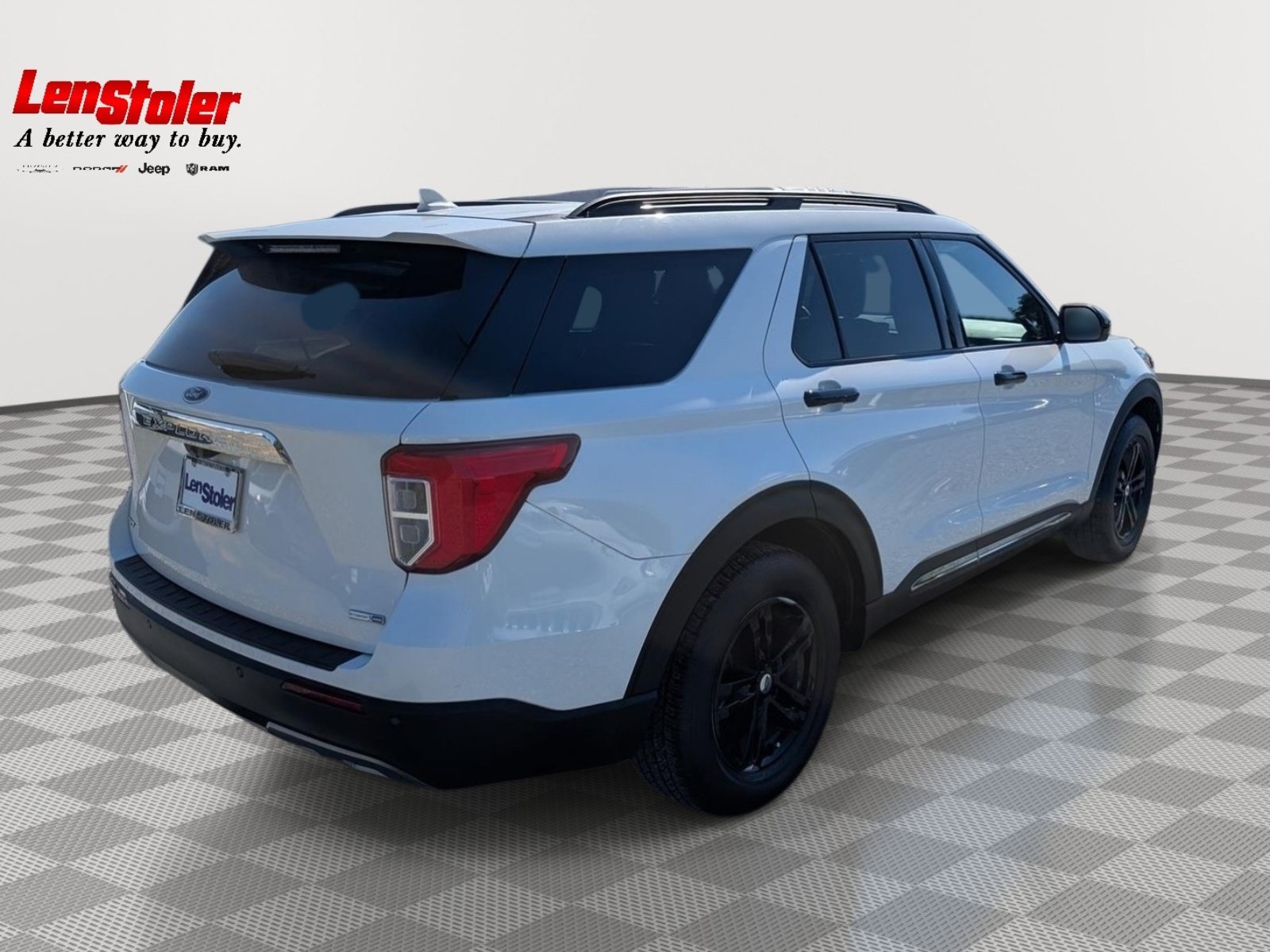 Used 2020 Ford Explorer XLT w/ Equipment Group 202A AWD/4WD image 5