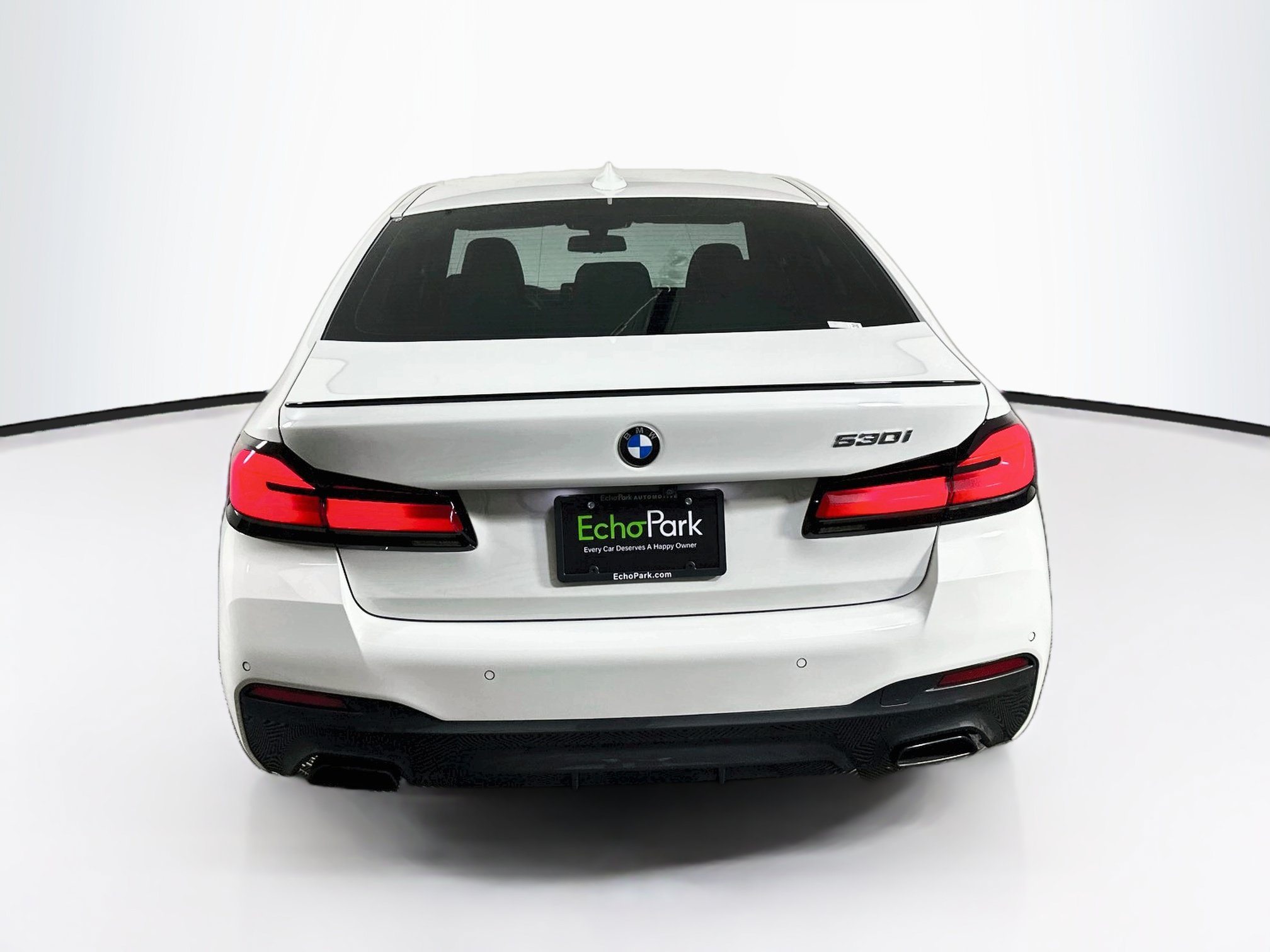 Used 2023 BMW 530i w/ M Sport Package RWD image 7