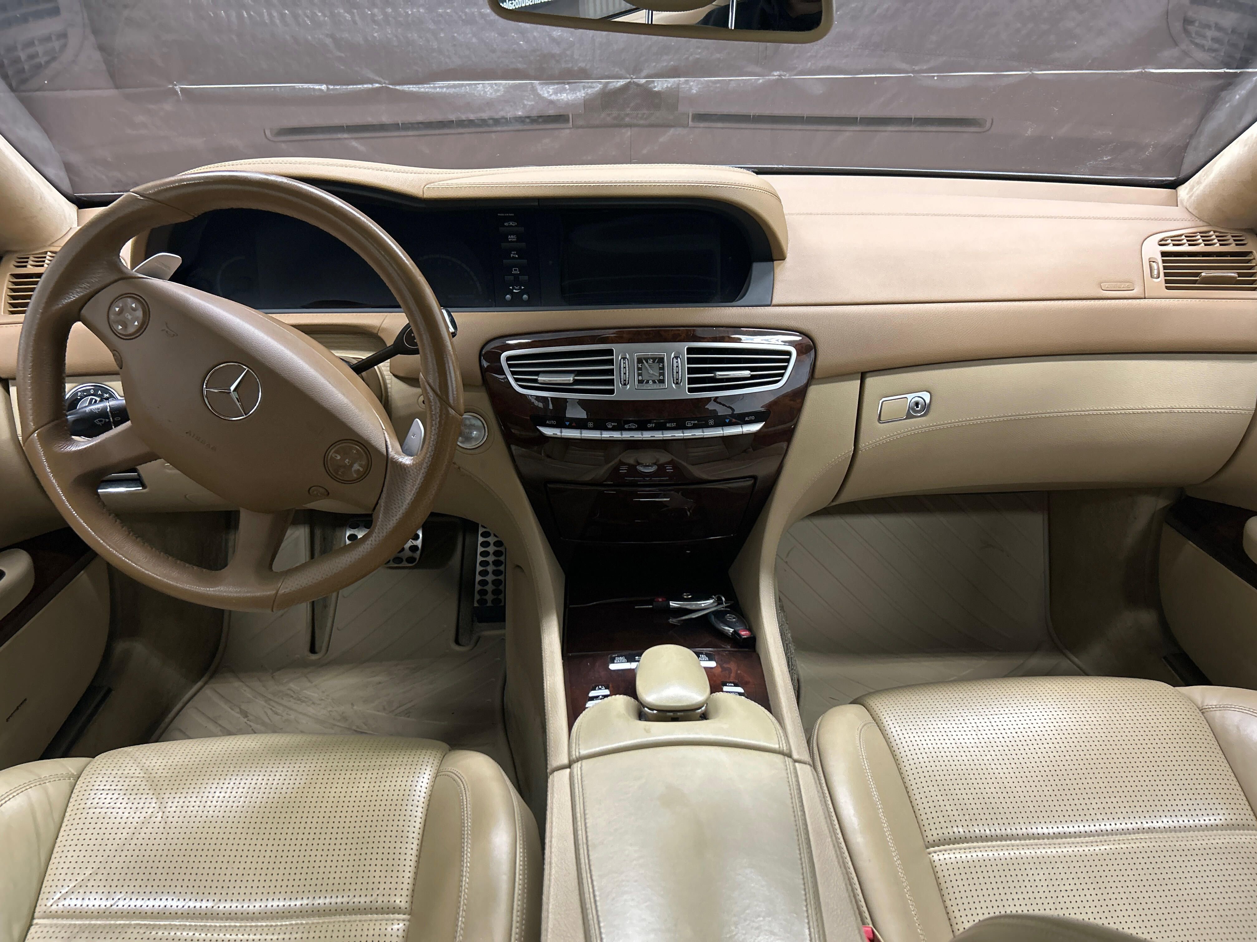 Used 2010 Mercedes-Benz CL 63 AMG image 13