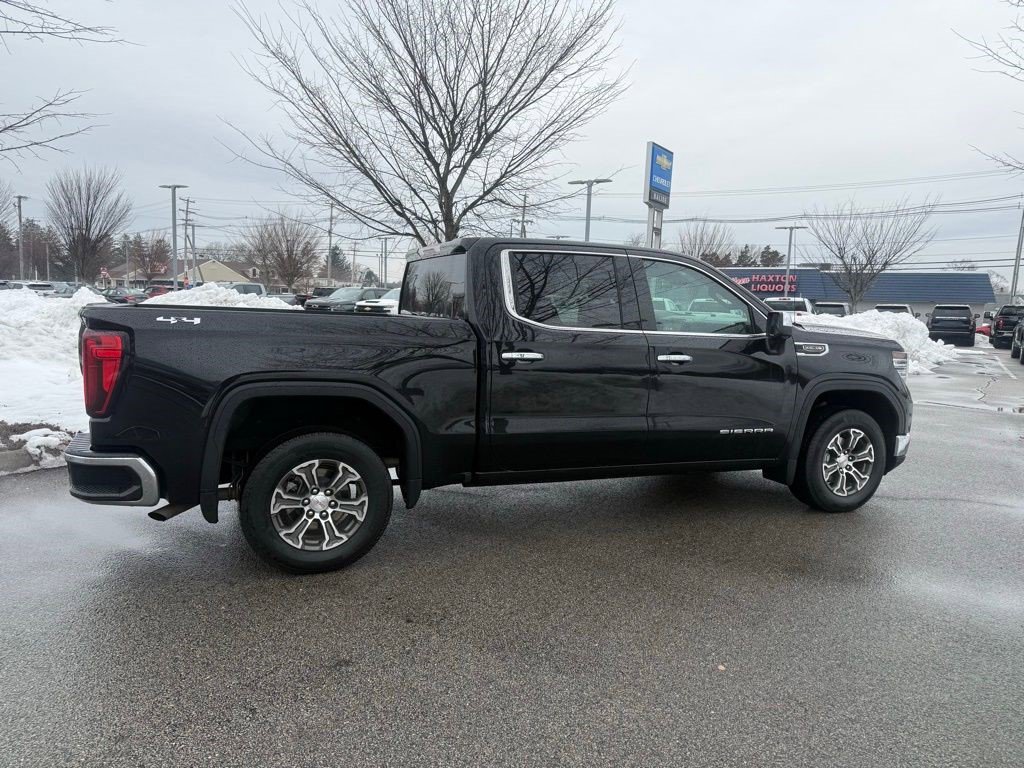 Certified 2025 GMC Sierra 1500 SLT image 4