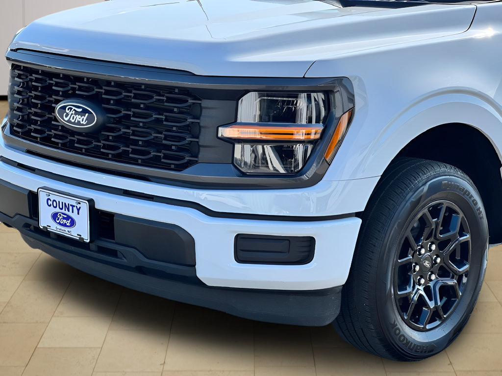 Used 2025 Ford F150 STX RWD image 32