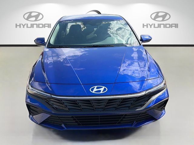 New 2026 Hyundai Elantra SE image 2