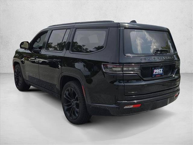 Used 2022 Jeep Grand Wagoneer Series II AWD/4WD image 7