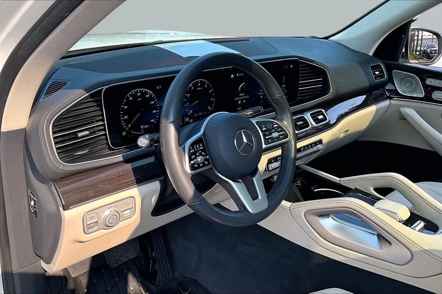 Used 2020 Mercedes-Benz GLS 450 4MATIC image 18