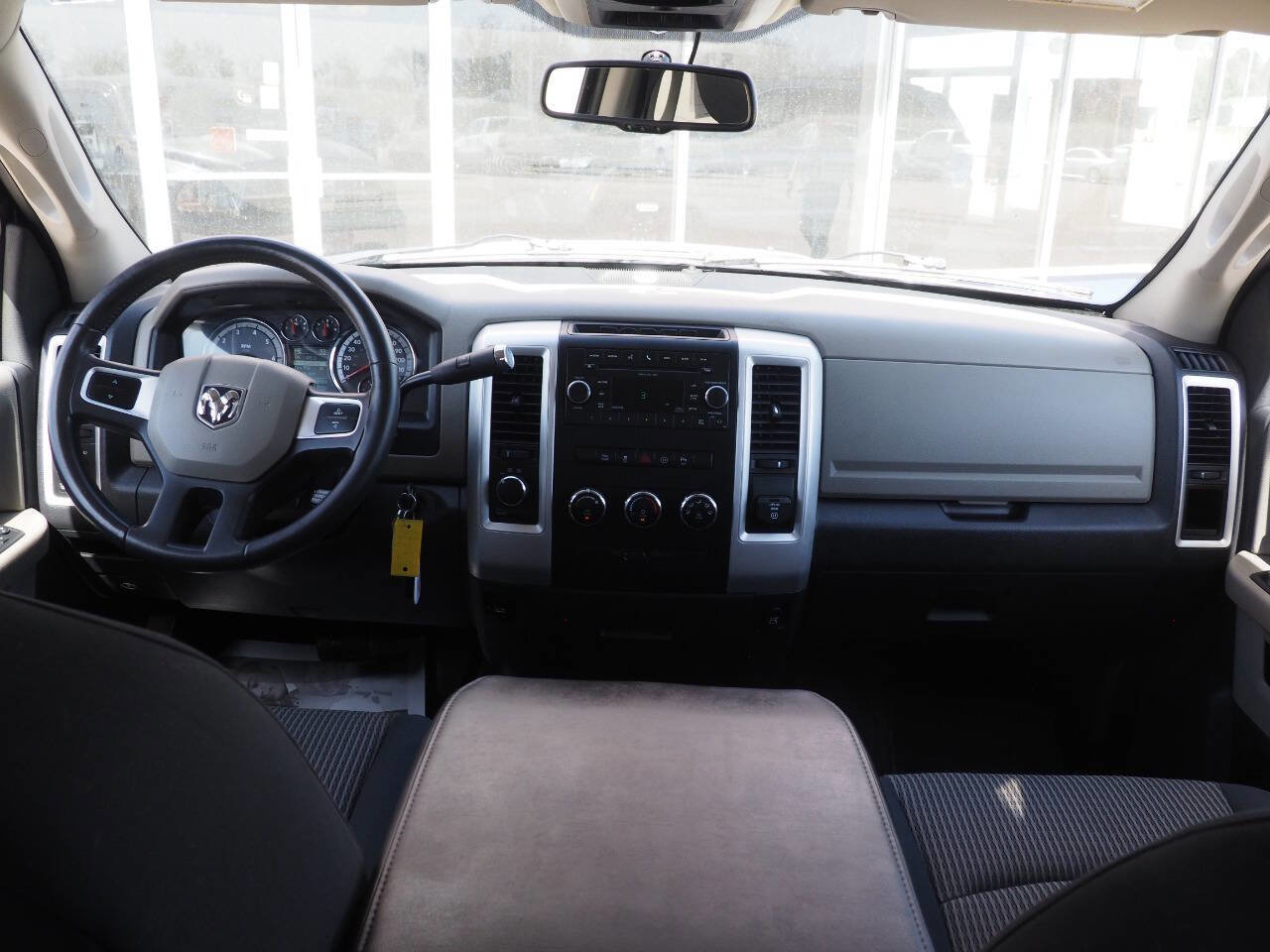Used 2011 RAM 1500 Classic SLT w/ Luxury Group AWD/4WD image 16