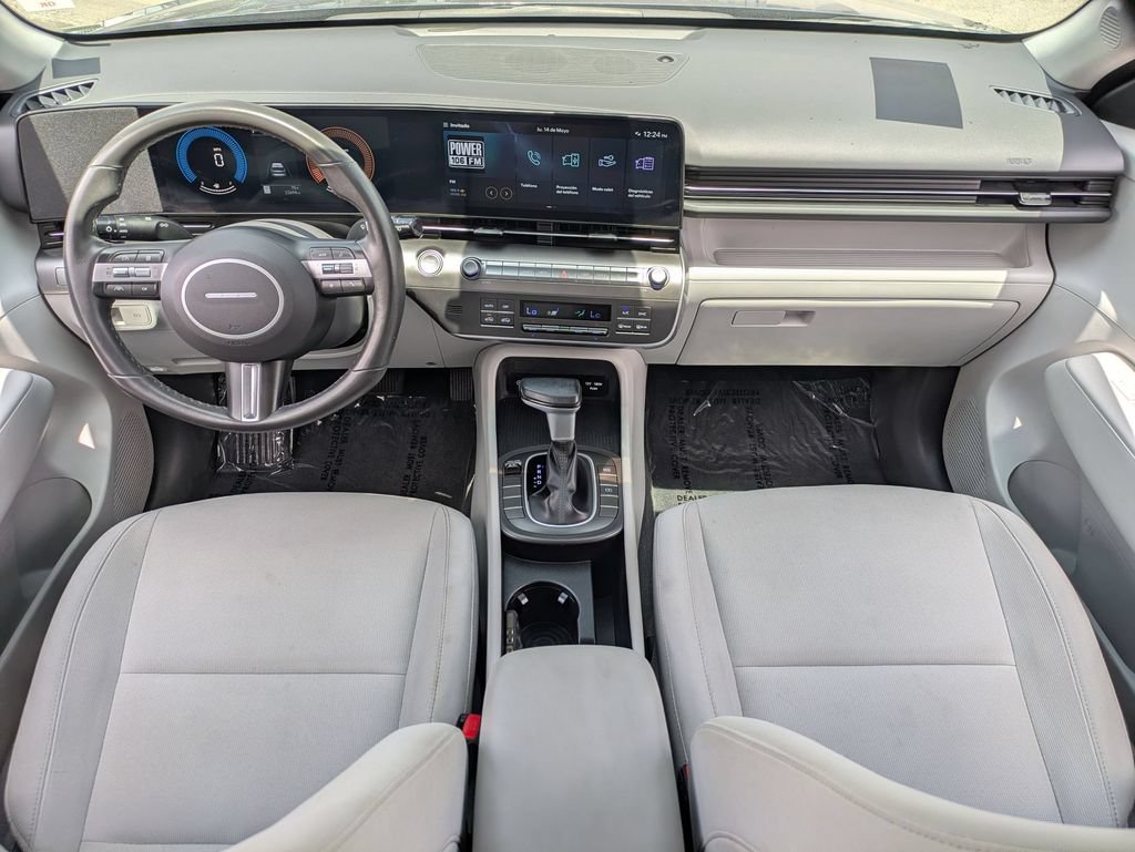 Used 2025 Hyundai Kona SEL FWD image 46
