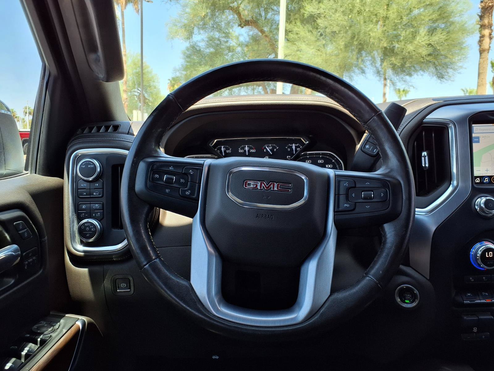 Used 2020 GMC Sierra 1500 SLT w/ SLT Premium Plus Package AWD/4WD image 18