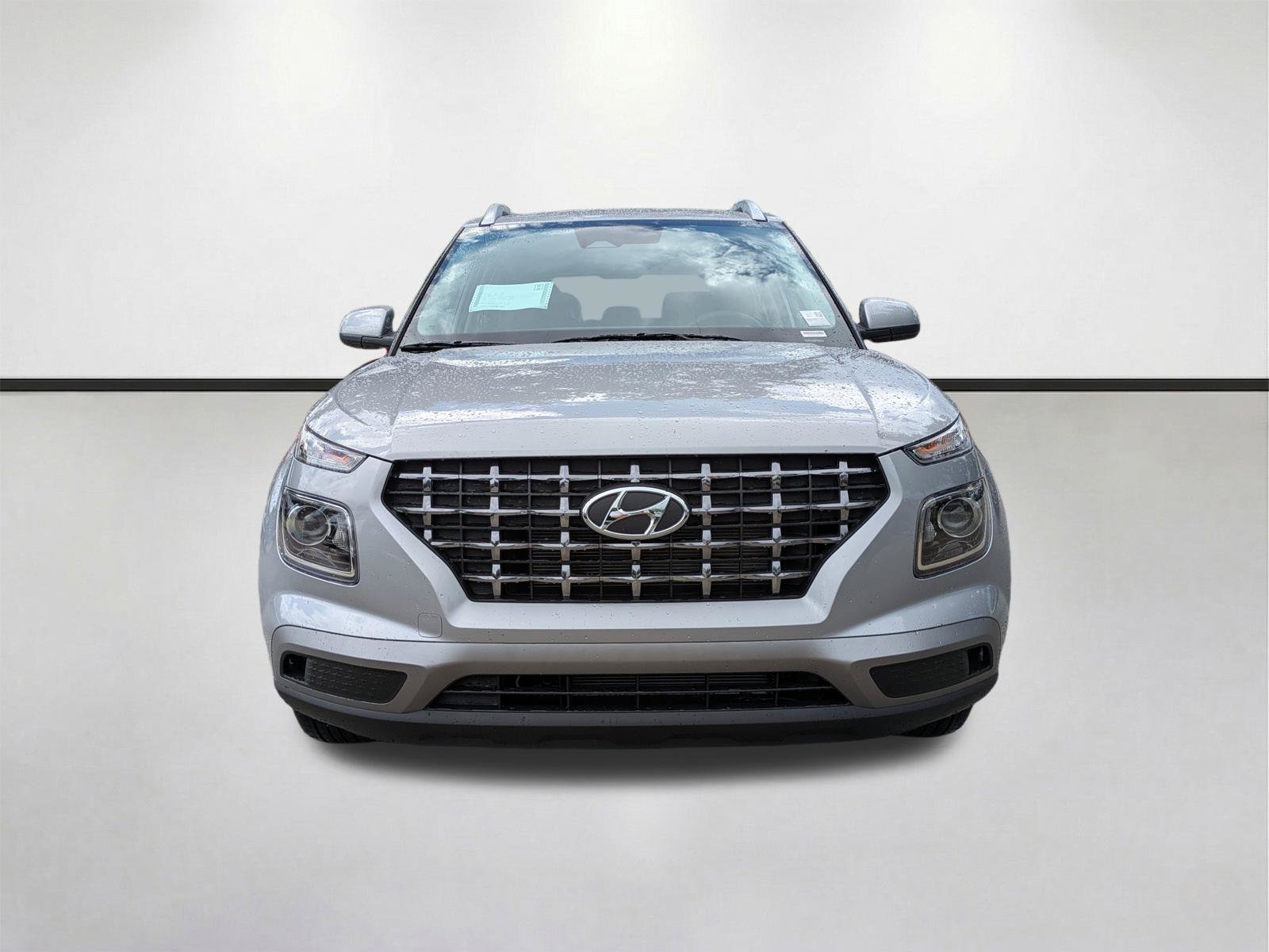 New 2026 Hyundai Venue SEL FWD image 3