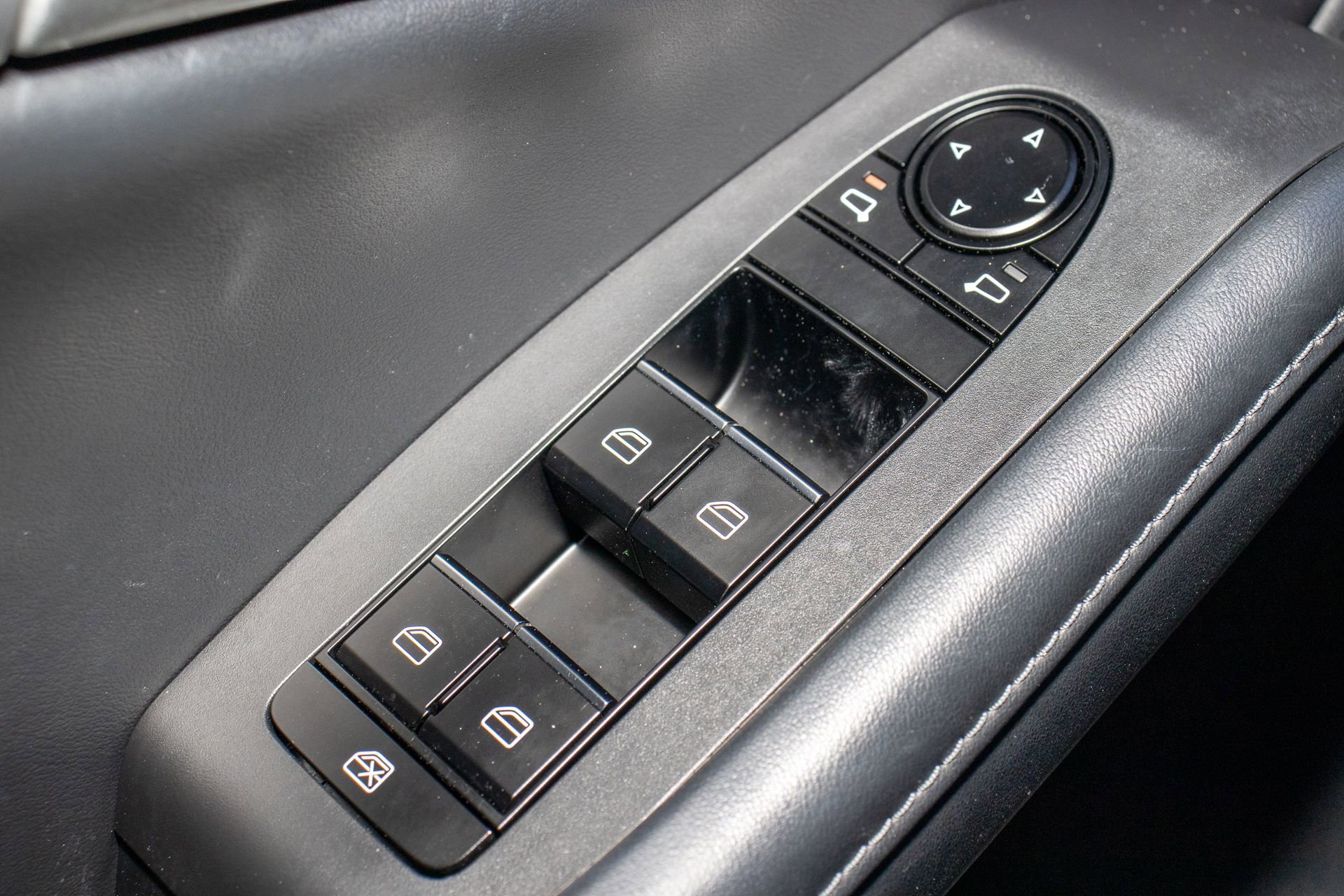 Used 2023 MAZDA CX-30 AWD 2.5 S w/ Select Package image 24