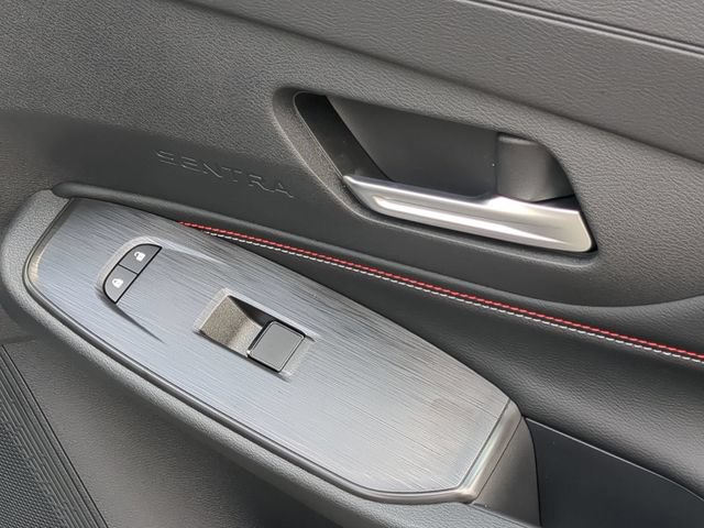 New 2026 Nissan Sentra SR w/ Floor Mat Package FWD image 30