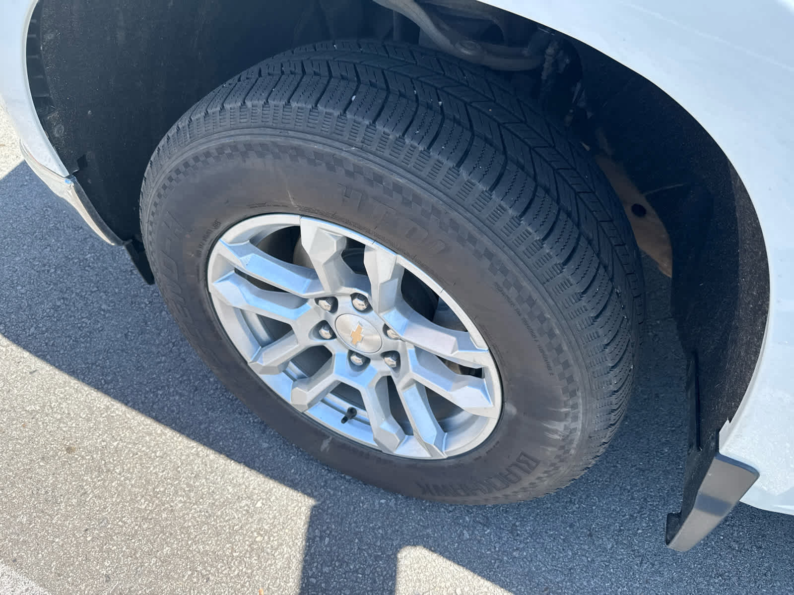Used 2024 Chevrolet Silverado 1500 LT image 6