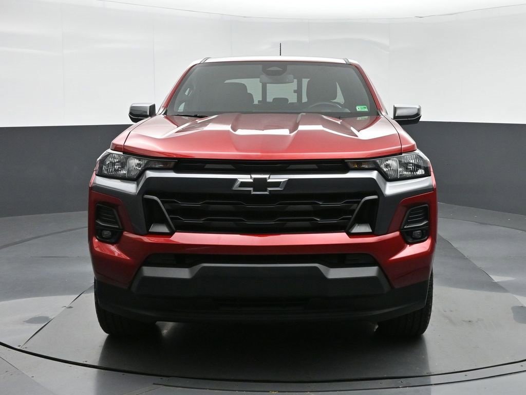 Used 2023 Chevrolet Colorado LT w/ LT Convenience Package II image 2