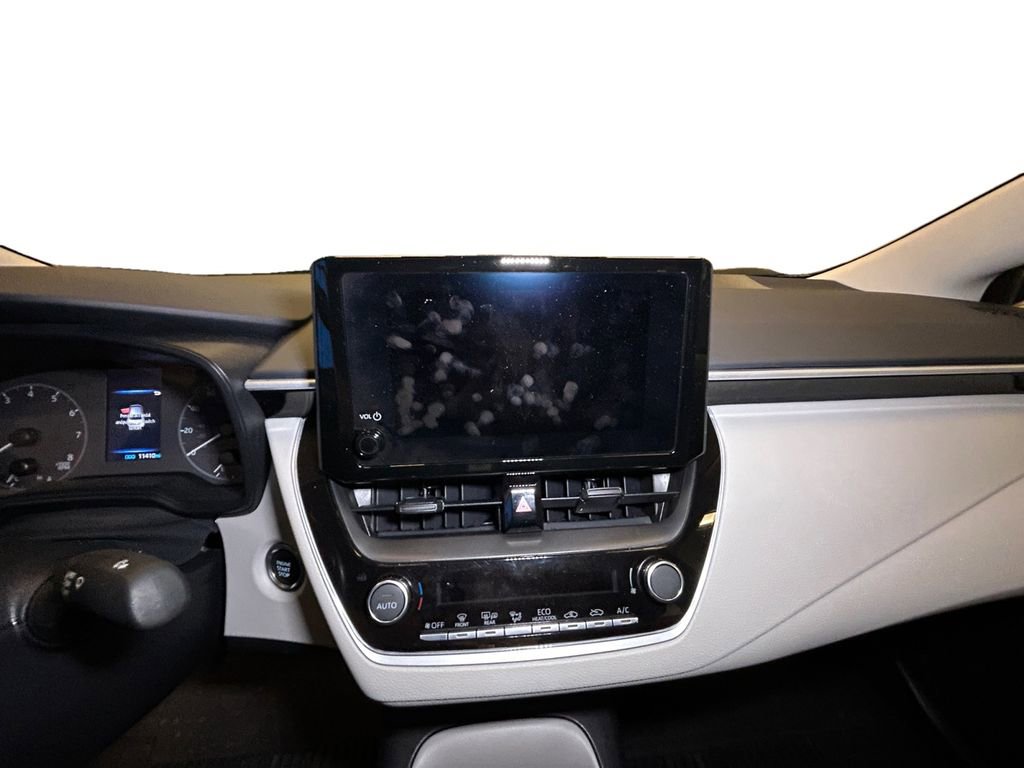 Used 2025 Toyota Corolla LE w/ Convenience Package FWD image 10