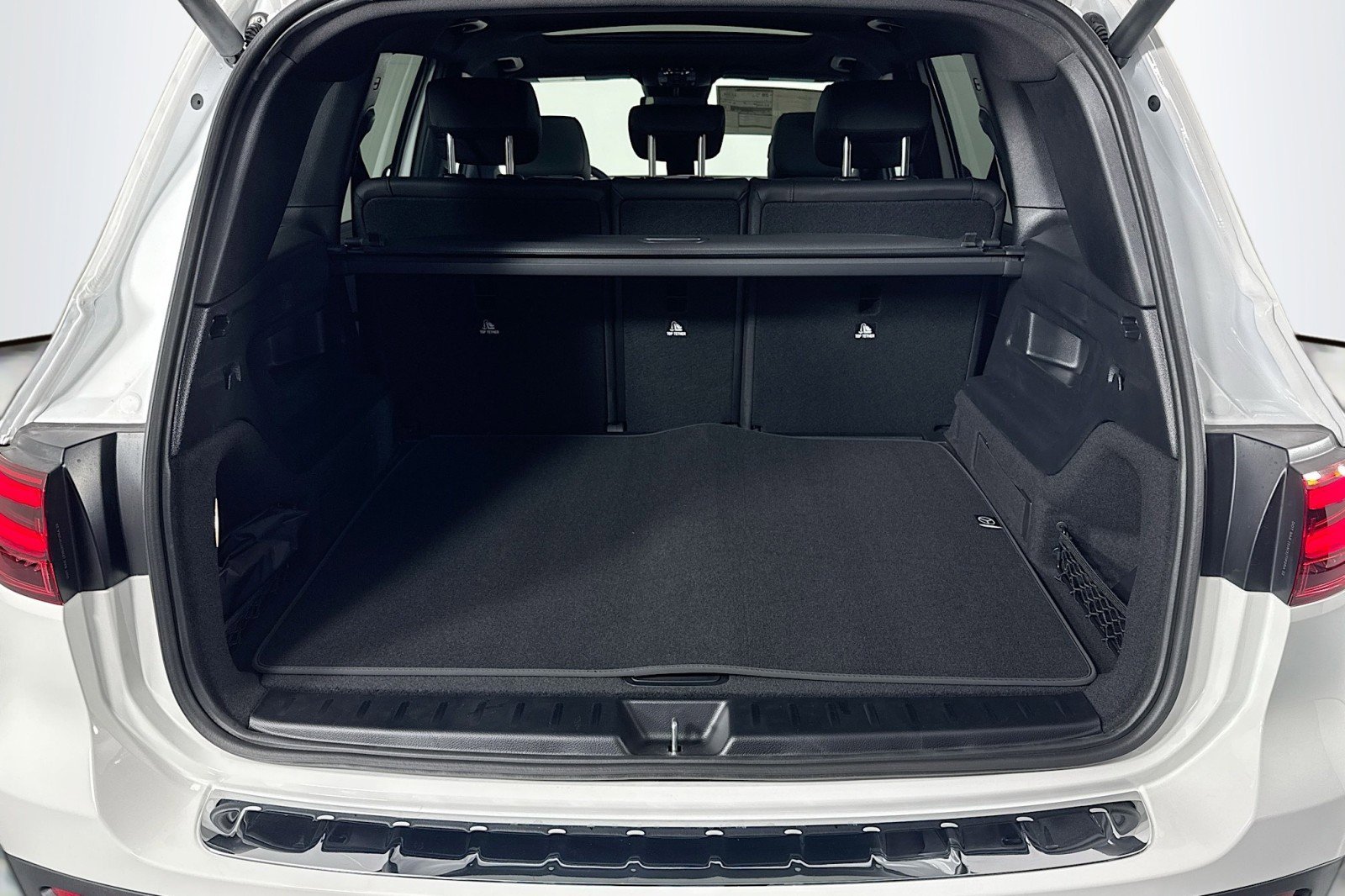 New 2026 Mercedes-Benz GLB 250 image 22