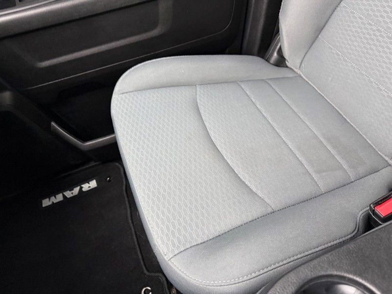 Used 2018 RAM 2500 Tradesman w/ Snow Chief Group image 26