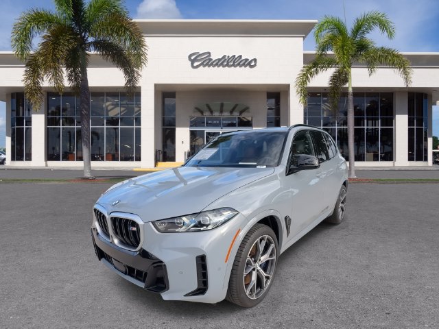 Used 2026 BMW X5 M60i AWD/4WD image 5