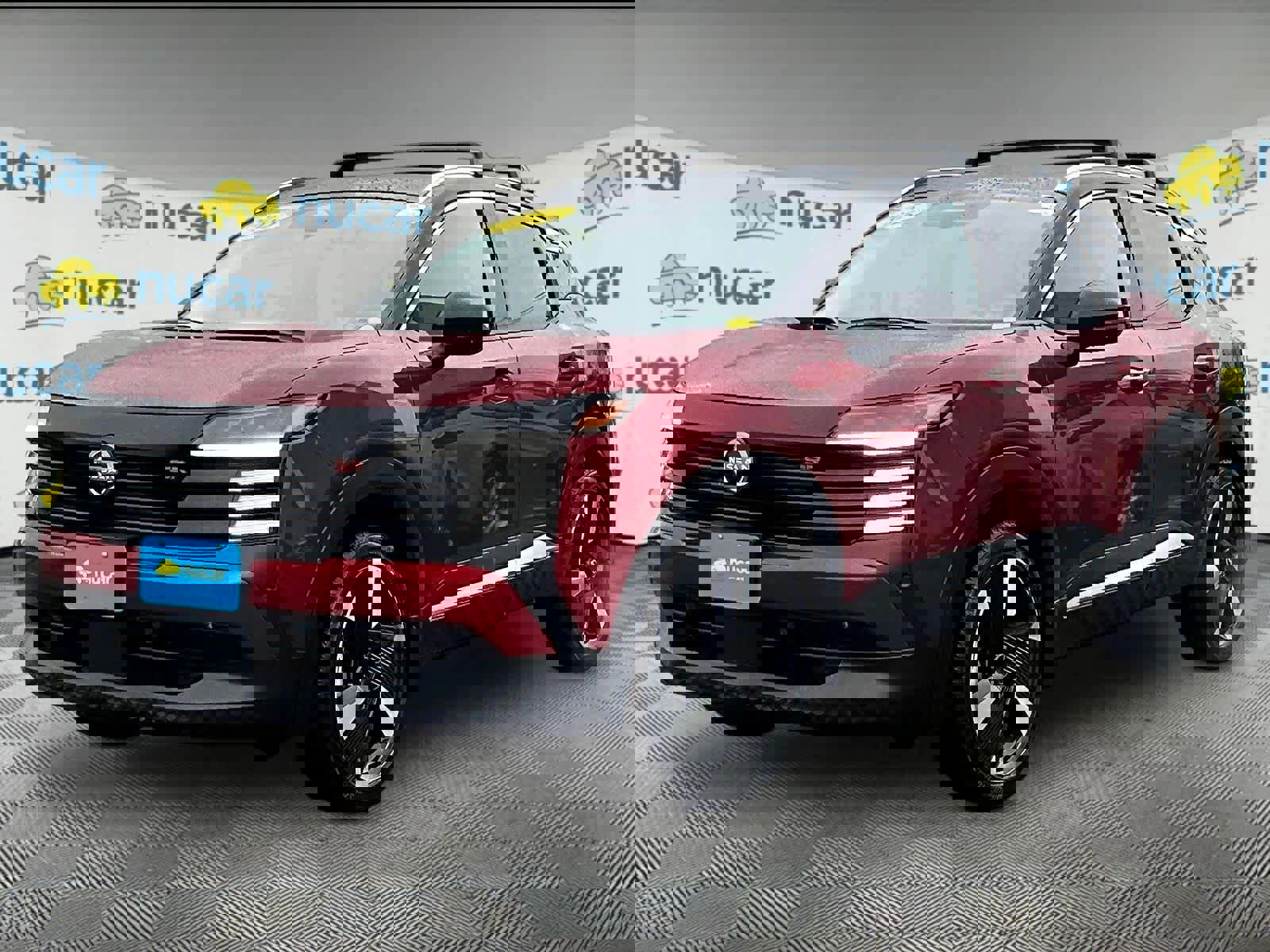 Used 2025 Nissan Kicks SR w/ SR Premium Package AWD/4WD image 3