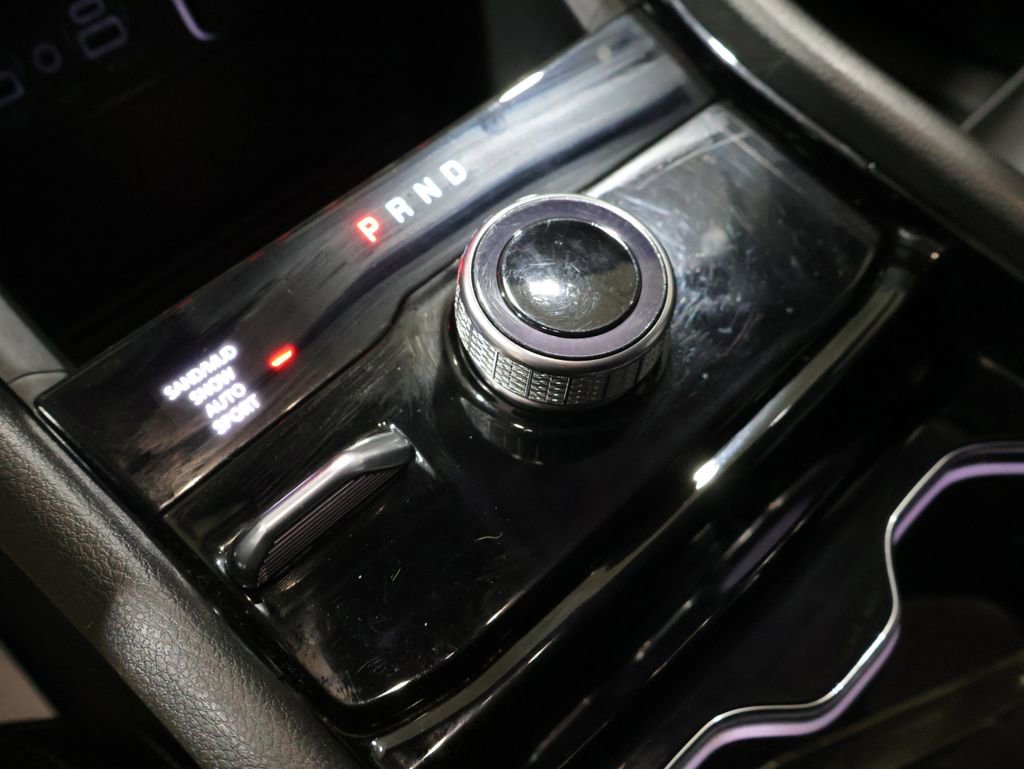 Certified 2023 Jeep Grand Cherokee Limited w/ Black Appearance Package image 28