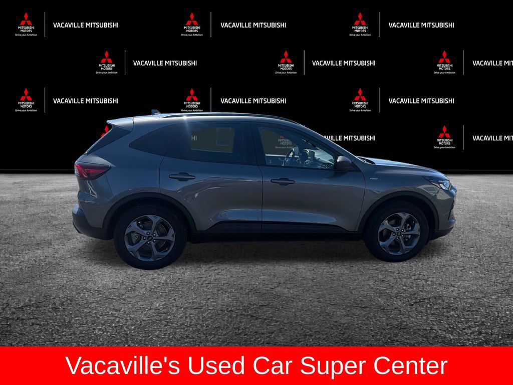 Used 2025 Ford Escape ST-Line FWD image 6