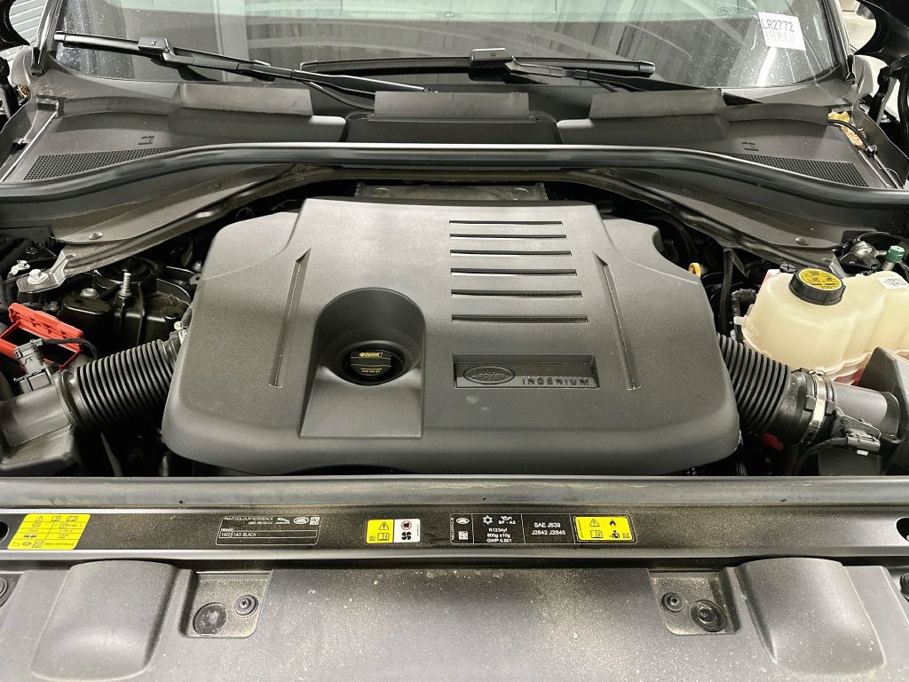 Used 2026 Land Rover Range Rover Sport Dynamic SE AWD/4WD image 31